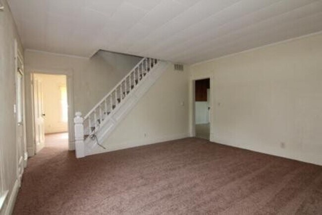 Building Photo - 3161 130th St