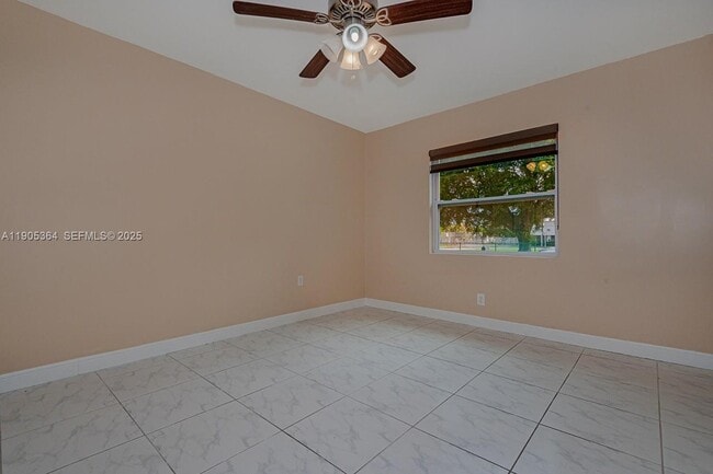 Building Photo - 401 SW 76th Terrace