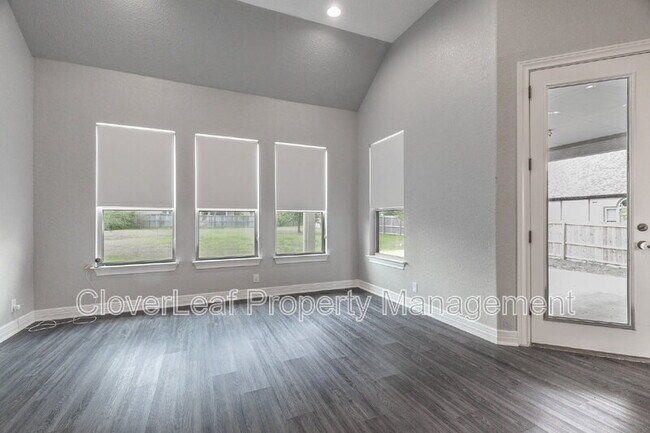 Building Photo - 6210 Fishpond Rd