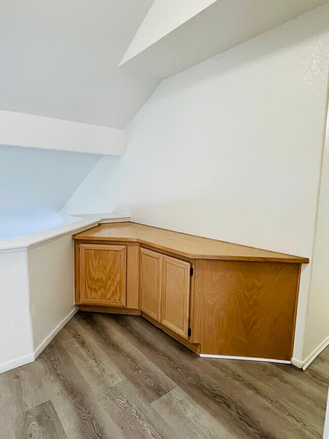 Building Photo - 40095 Festival Rd