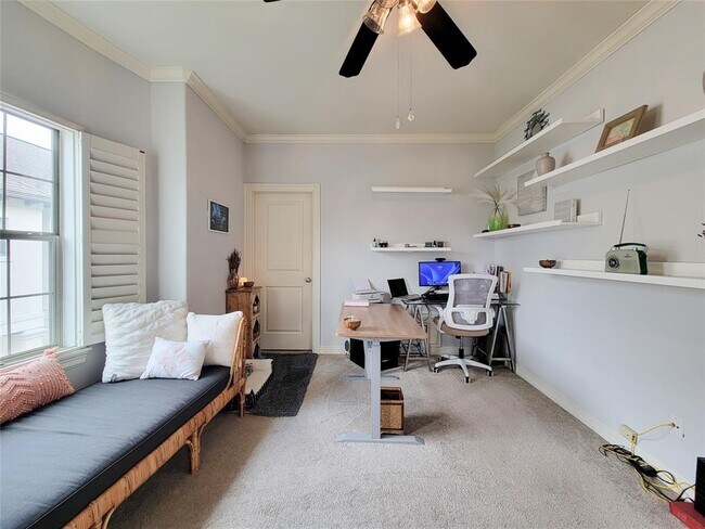 Building Photo - 1421 Bremond St