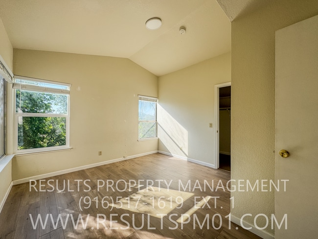 Building Photo - 4 Bedroom Rocklin Beauty. Pet Friendly