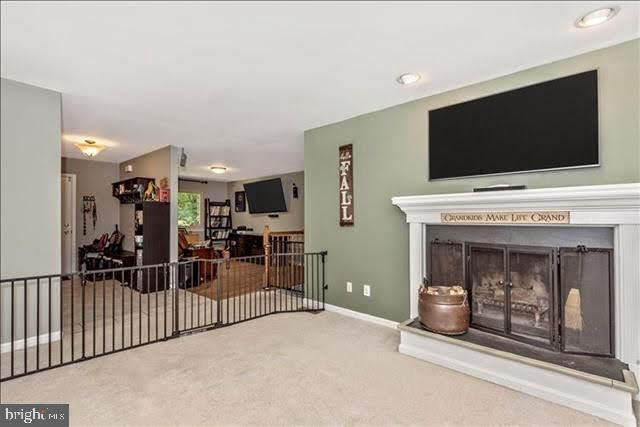 Living room 1 - 2903 Loch Haven Ct