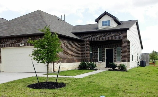 Primary Photo - 12402 Maura Lane