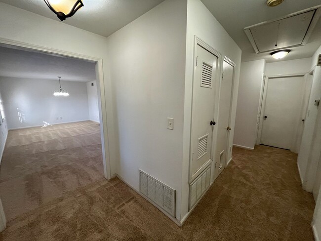 Building Photo - Charming Home In Columbus, GA Off Of Reese...