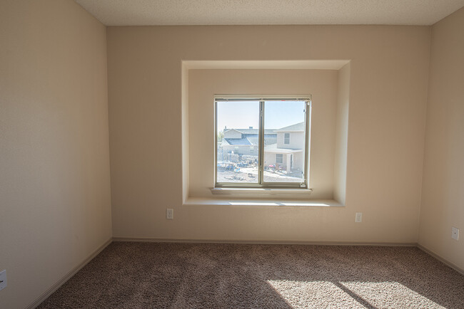 Building Photo - STYLISH NORTHEAST EL PASO HOME FOR RENT