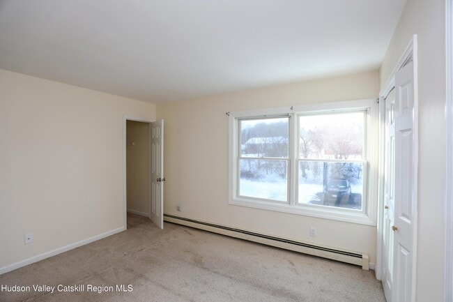 Building Photo - 87 Delaware St