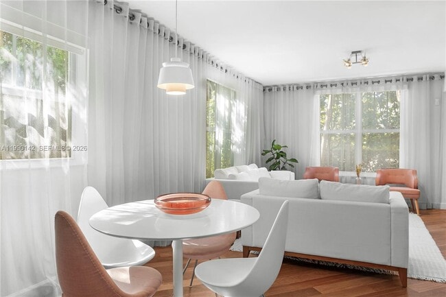 Building Photo - 927 Euclid Ave