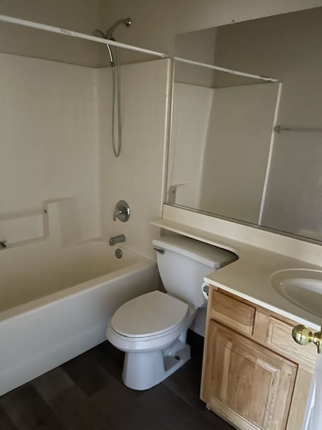 Building Photo - 4 bedroom 2 bath in Goodyear
