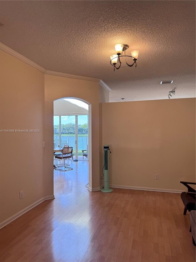 Building Photo - 4924 SW 151st Ave