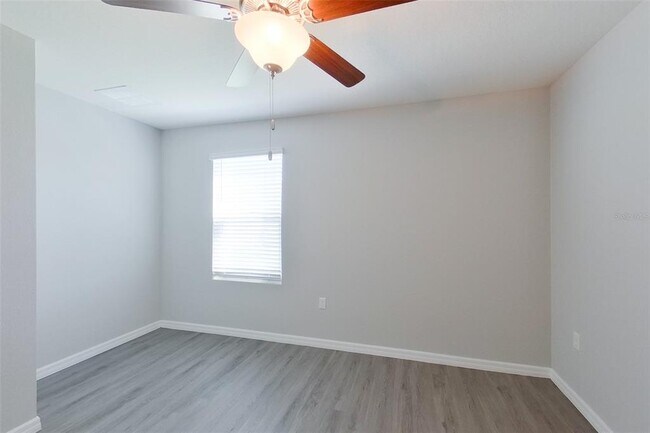 Building Photo - 8677 SW 44th Ct