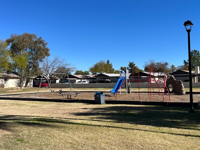 Building Photo - Perfect unit in Tempe!