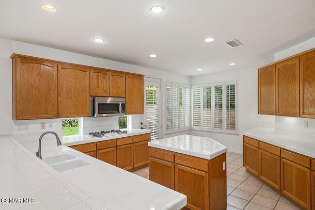 Building Photo - 2659 Capella Way