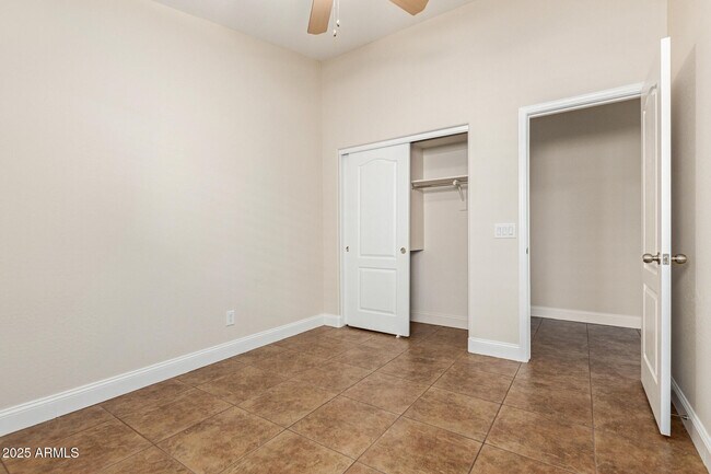 Building Photo - 1444 E Baker Dr