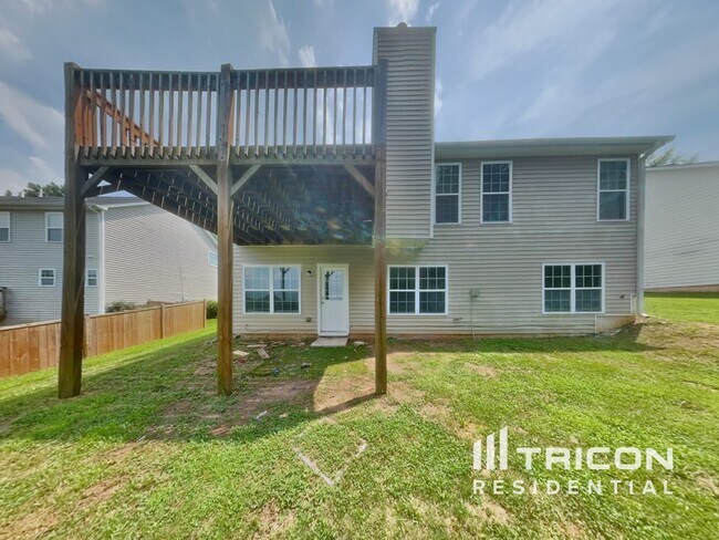 Building Photo - 5419 Village Ridge