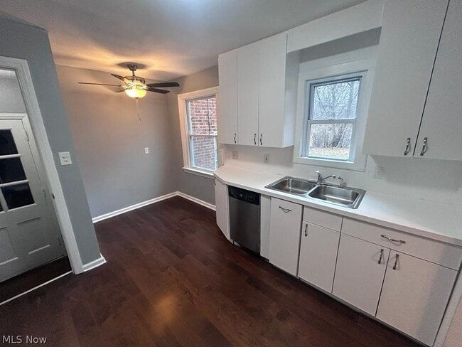 Building Photo - 4843 Westbourne Rd