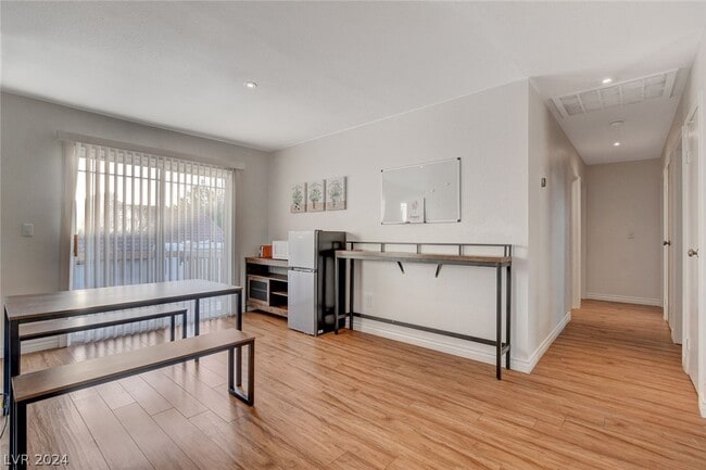 Building Photo - 5416 Cory Pl