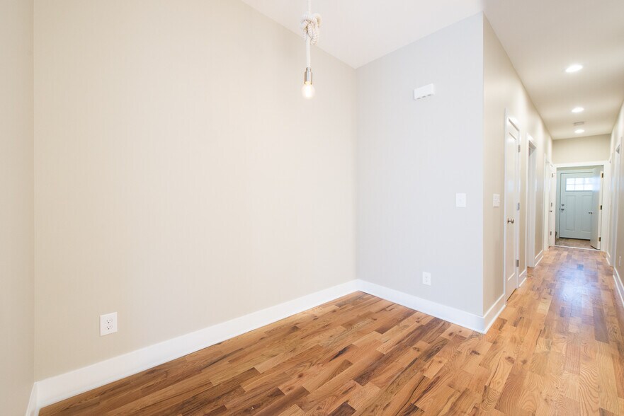 Building Photo - 1610 E Belleview Pl