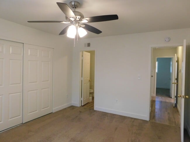 Building Photo - 7062 Heil Ave