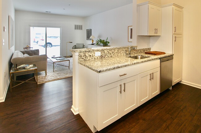 Primary Photo - Pinnacle Living at Forts Ferry
