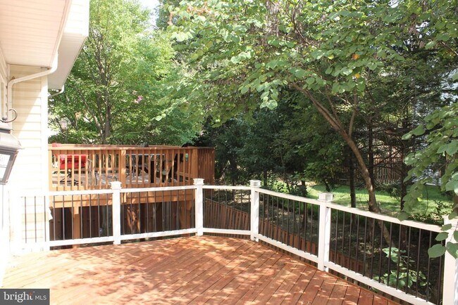 Building Photo - 2927 Mainstone Dr