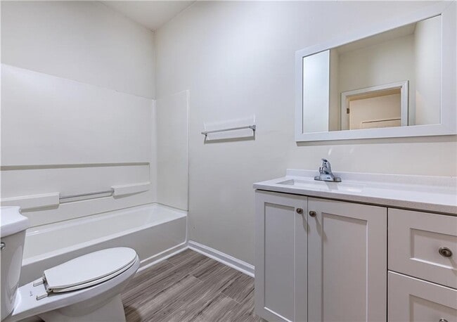 Building Photo - 987 Dimmock St SW