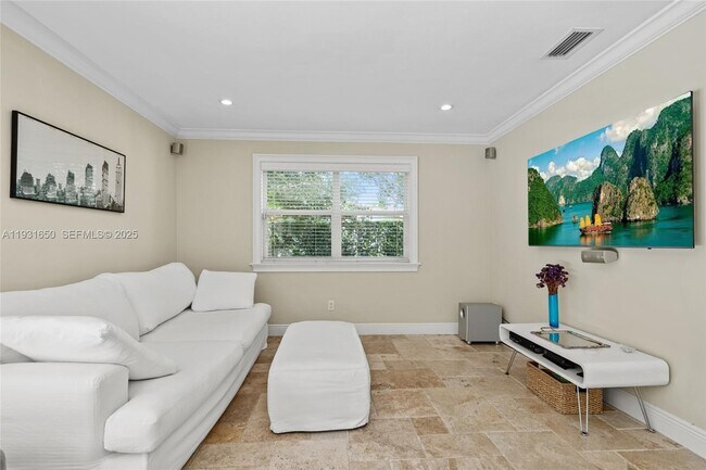 Building Photo - 7360 SW 115th St