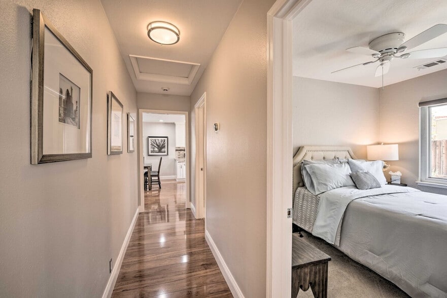 Building Photo - 3096 Dovela Way