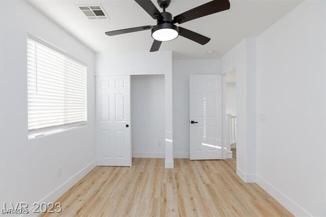 Building Photo - 971 Grand Cerritos Ave