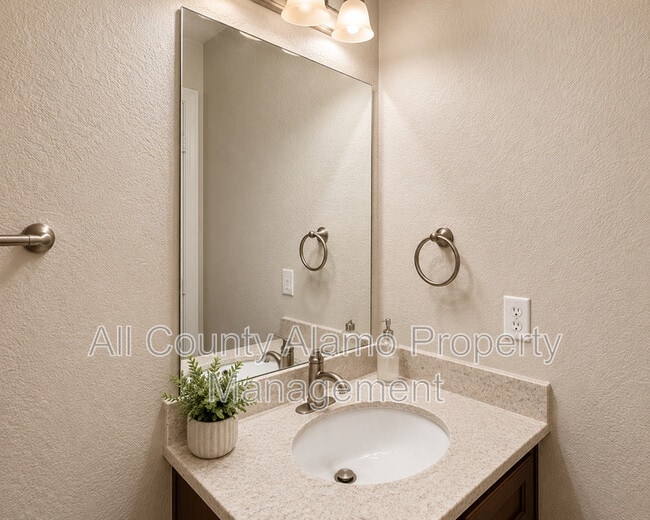 Building Photo - 5071 Mustang View