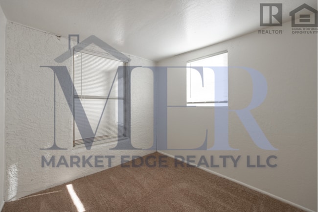 Building Photo - 3Bed/1Bath House at Chandler Blvd/McQueen Rd! Move-In Ready on 06/04/2026! -- NO HOA! RV GATE!