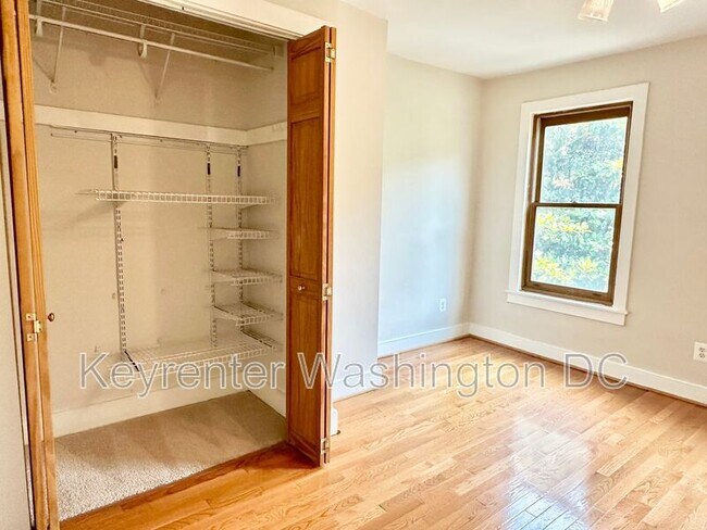 Building Photo - 1528 8th St NW