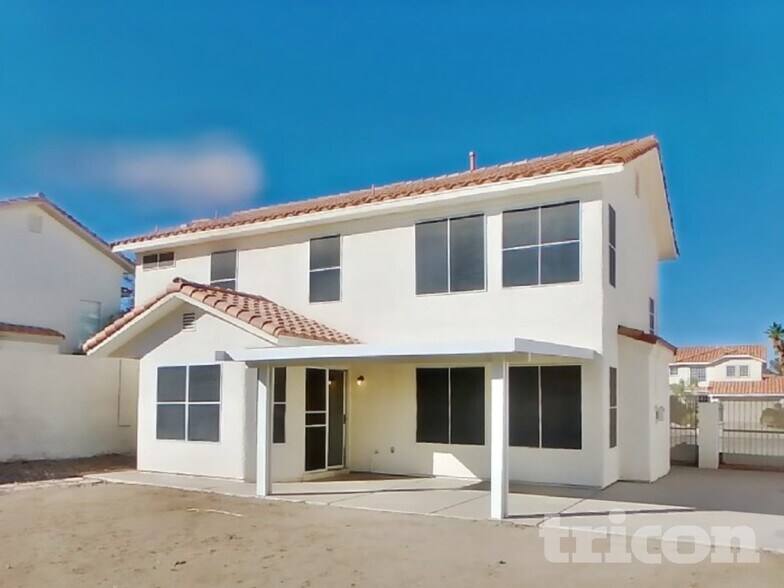 Building Photo - 697 Senator Ct