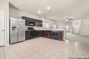 Building Photo - 7911 Deepwell Dr