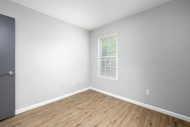 Building Photo - 1634 Wingate Blvd