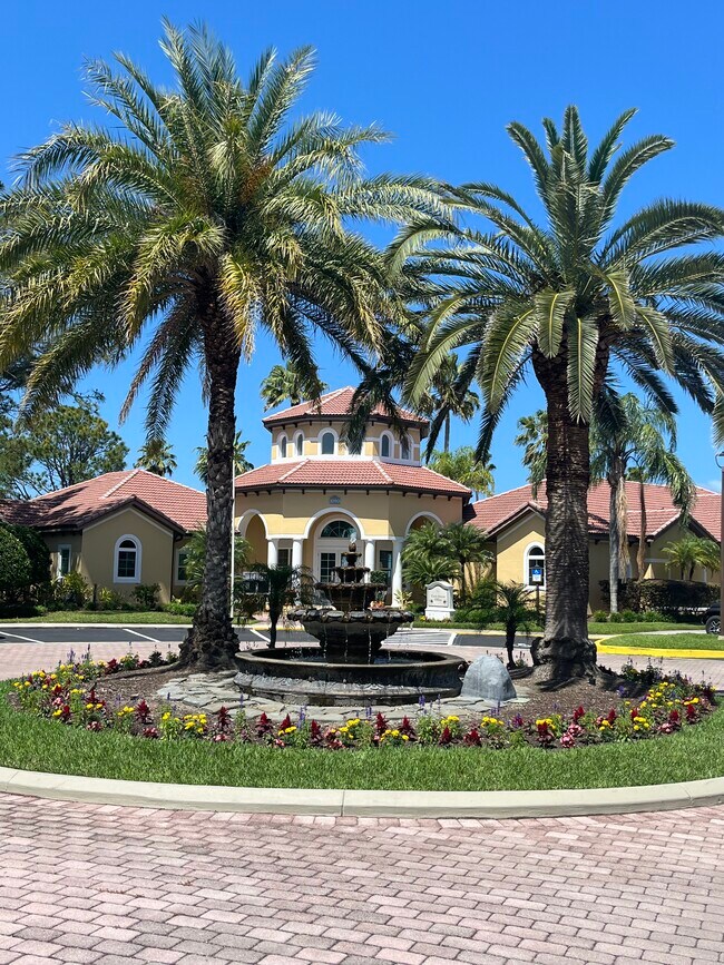 Building Photo - 4000 Grande Vista Blvd