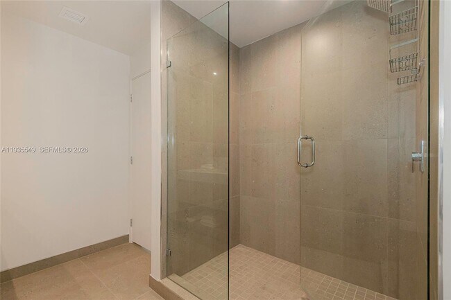 Building Photo - 11 NE 6th St