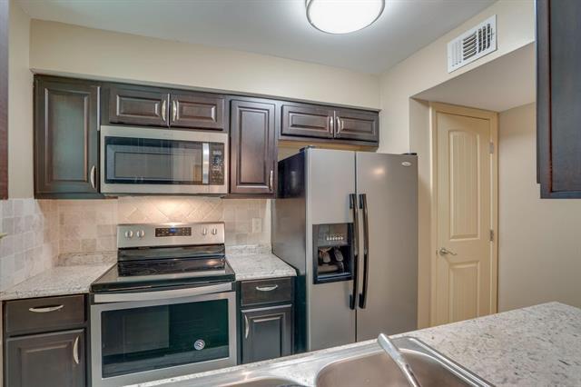 Building Photo - 2809 Lineville Dr