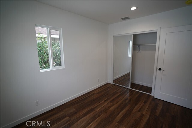 Building Photo - 4466 Sherman Oaks Cir