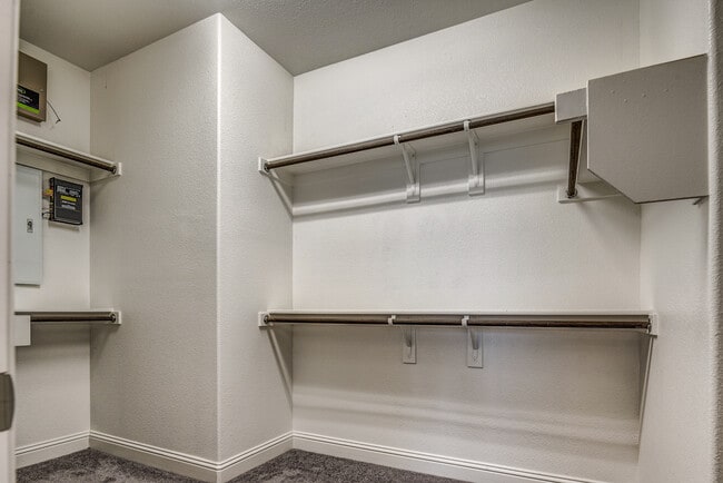 Building Photo - 14015 Steadman Dr