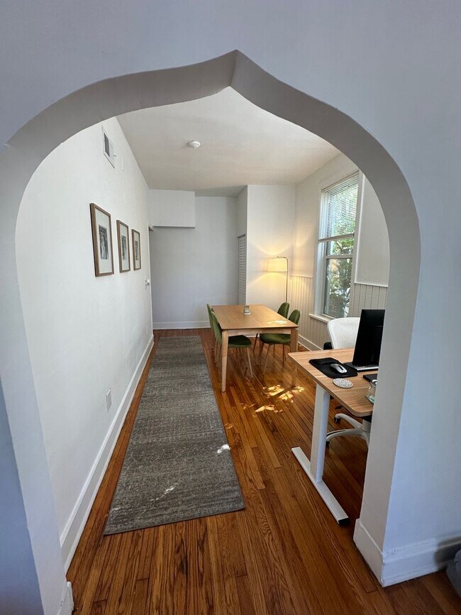 Building Photo - AM-Clifton LLC