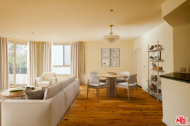 Building Photo - 2030 S Bentley Ave