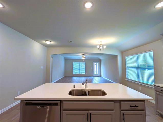 Building Photo - 3004 Teak Dr
