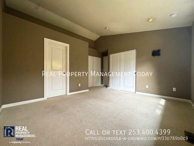 Building Photo - 6404 87th St E