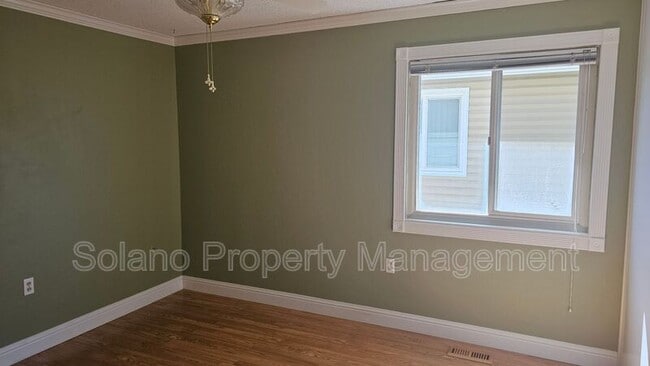 Building Photo - 154 McKinley Cir