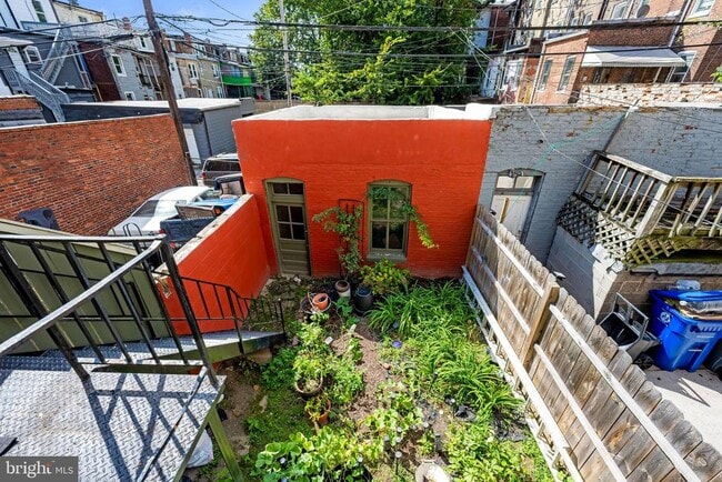 Building Photo - 3314 Auchentoroly Terrace