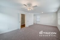 Building Photo - 119 E Rdg Wy