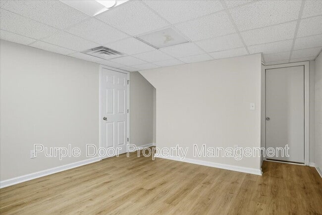 Building Photo - 4201 Autumn Lake Dr