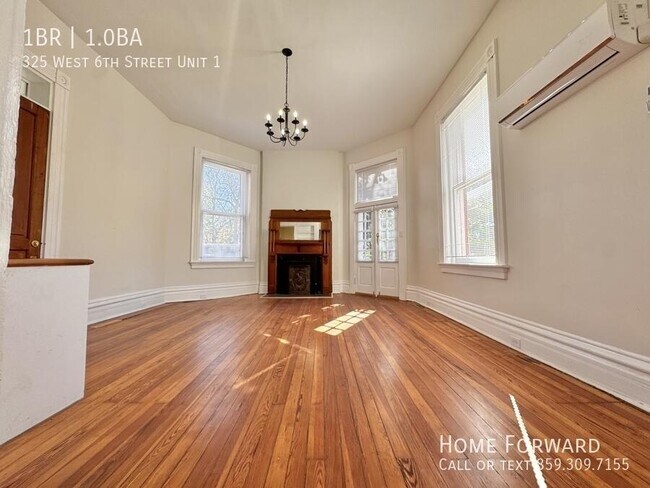 Building Photo - 325 W 6th St