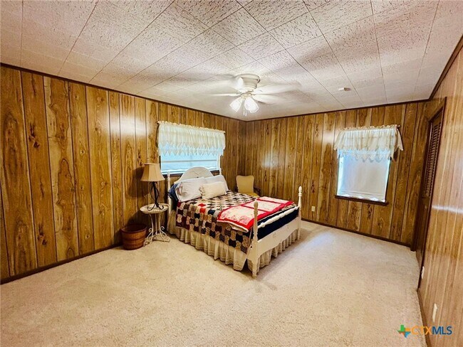 Building Photo - 1040 Hwy 80